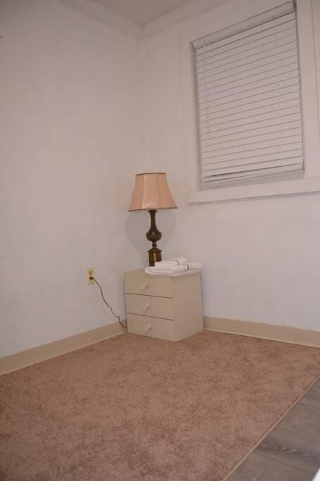 Bright And Cozy Lighthouse Cottage In Greenville Sc מראה חיצוני תמונה